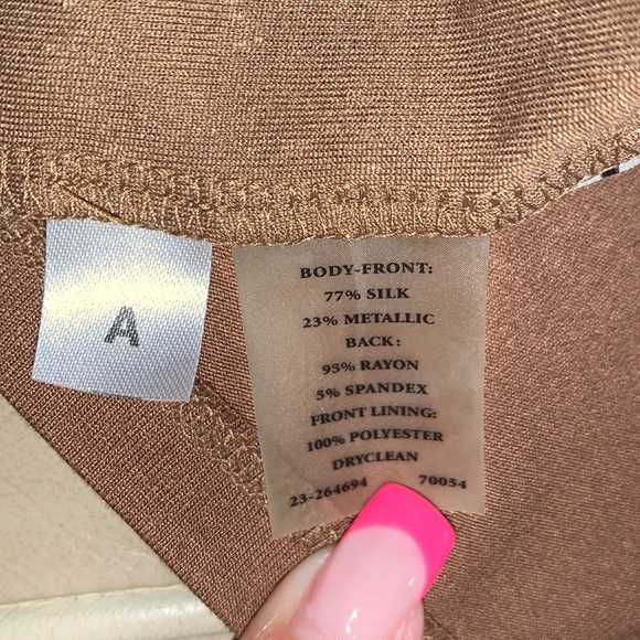 EUC Ann Taylor Sleeveless Animal print top - Picture 2 of 5